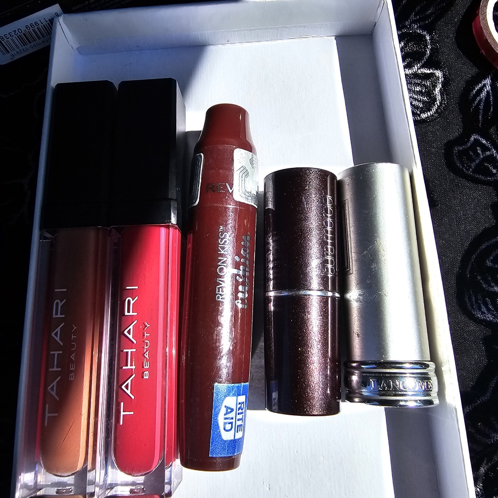 Lip Gloss Set - Red and Brown Shades